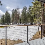 New Luxury 4Br /3Ba Obsidian Reserve #110 - Hot Tub, 2-Car Garage, Pool Table, Mount Views!