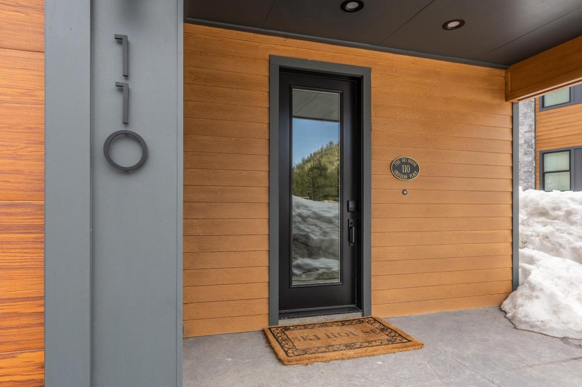 Holiday home New Luxury 4br /3ba Obsidian Reserve #110 – Hot Tub, 2-car Garage, Pool Table, Mount Views!